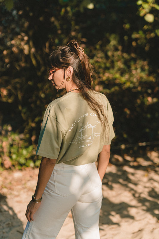 Go With The Flow Oversized Island T-shirt